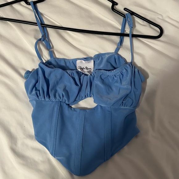 cute corset like top - Picture 1 of 1